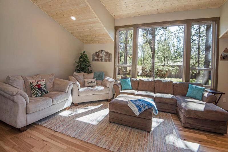 11 Pine Bough Villa Сънривър Екстериор снимка