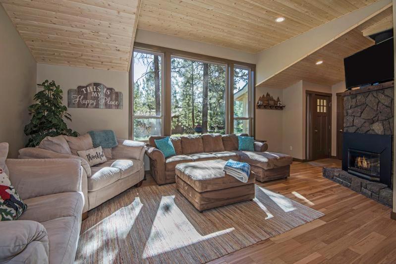11 Pine Bough Villa Сънривър Екстериор снимка